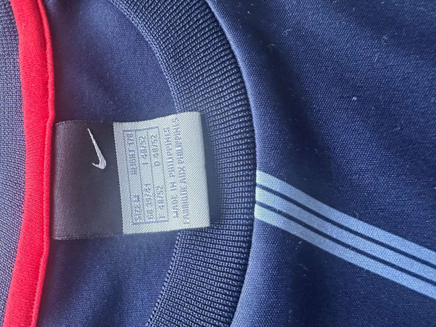 Vintage 2000’s Nike ‘Big Swoosh’ T-Shirt - The Hennessy Archive