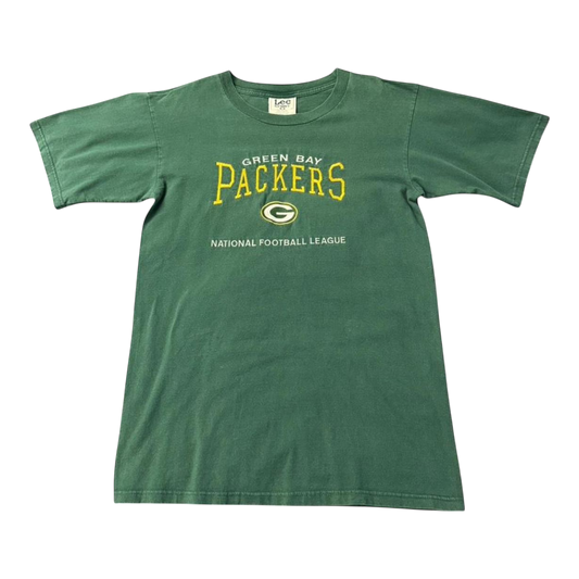 Vintage Green Bay Packers NFL spell out T-shirt by Lee Sport featuring green fabric and 2000s sports team design.