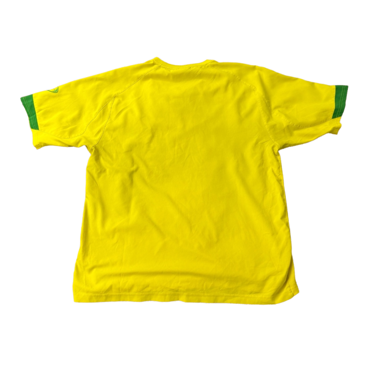 Vintage Nike T90 Yellow Brasil football T-shirt from the 2000s, featuring classic team branding and retro sports style.